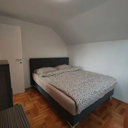 Apartman-vikendica Mihajlovic *
