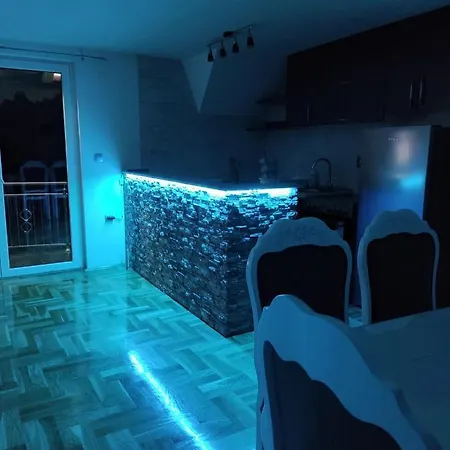 Apartman-vikendica Mihajlovic