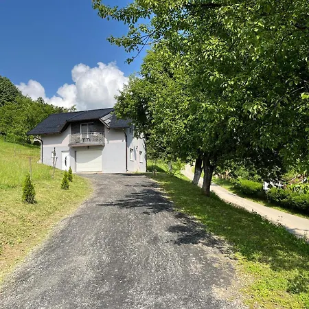Apartman-vikendica Mihajlovic Apartment